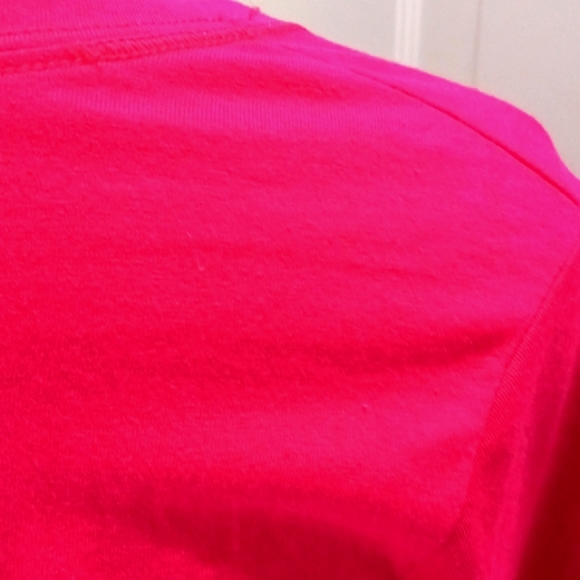 Hanes Hot Pink Embellished Deer T Shirt. Size Med - Picture 5 of 5